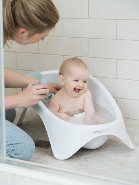 A safe way to bath your newborn baby! Angelcare Baby Bath