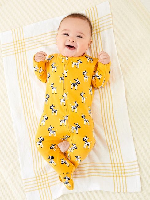 Newborn baby hotsell boy yellow clothes