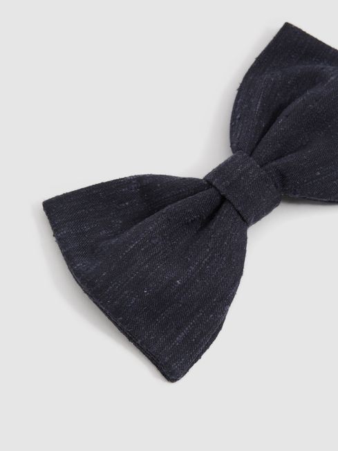 Silk Blend Textured Bow Tie in Navy