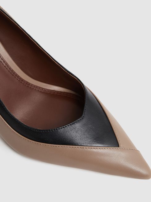 Leather Contrast Court Shoes in Camel/Black
