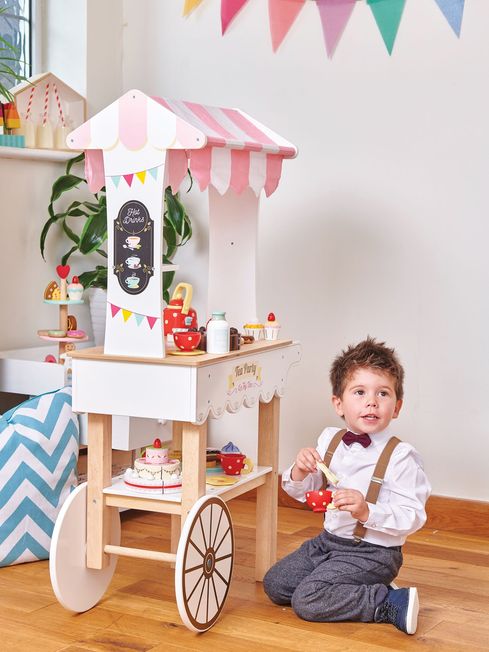 Wooden tea outlet trolley toy