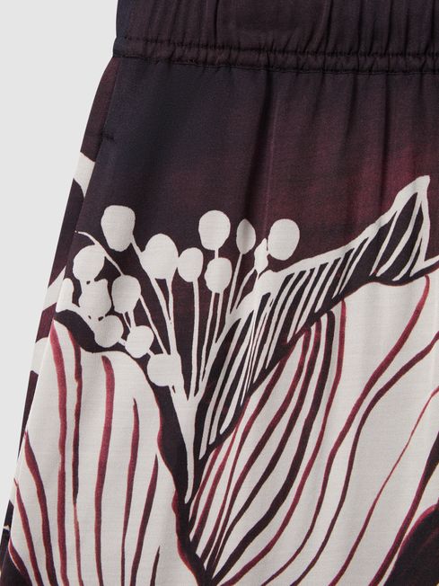Printed Drawstring Shorts in Burgundy/Cream