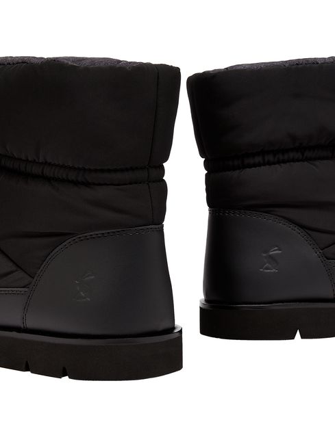 Highland waterproof discount boot ugg
