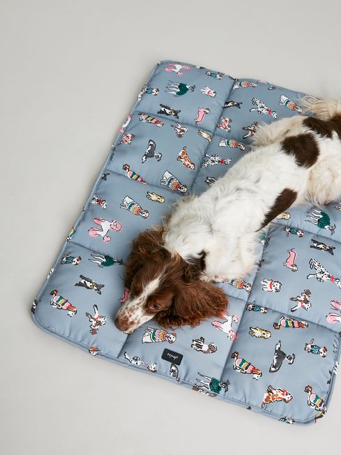 Joules travel sale dog bed