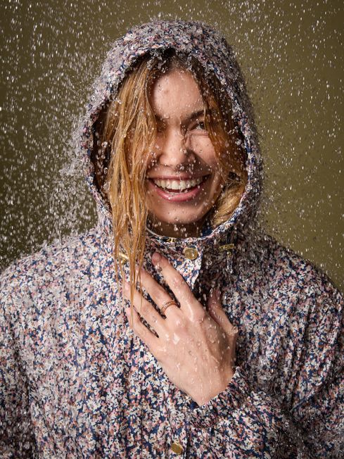 Holkham Ditsy Floral Waterproof Packable Raincoat With Hood Joules