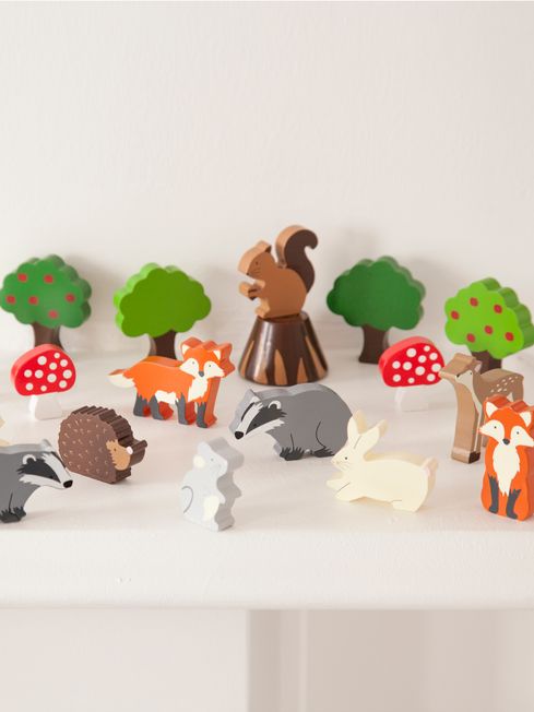 Wooden woodland animal toys sales