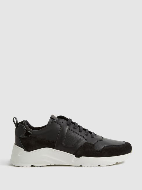 Leather Trainers in Black
