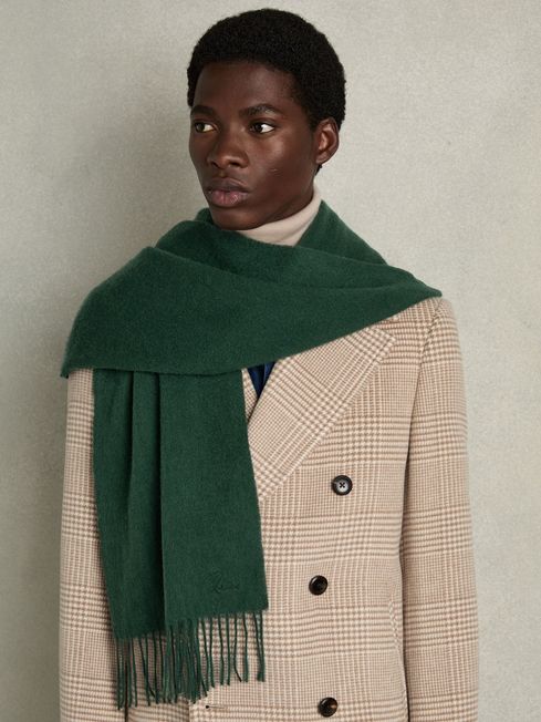 Wool and Cashmere Scarf in Dark Green REISS