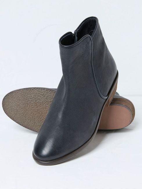 Fat face black ankle boots hotsell