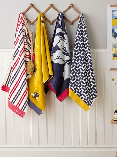Joules Gold Cotton Botanical Bee Towel