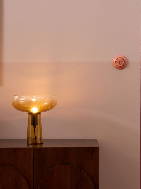 Bella shop lamp next