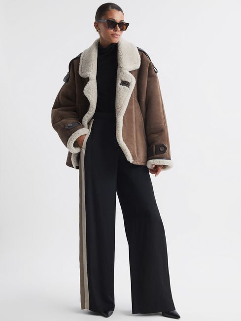 Meotine coat top