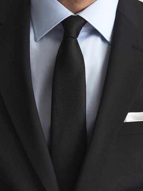 Textured Silk Tie in Black