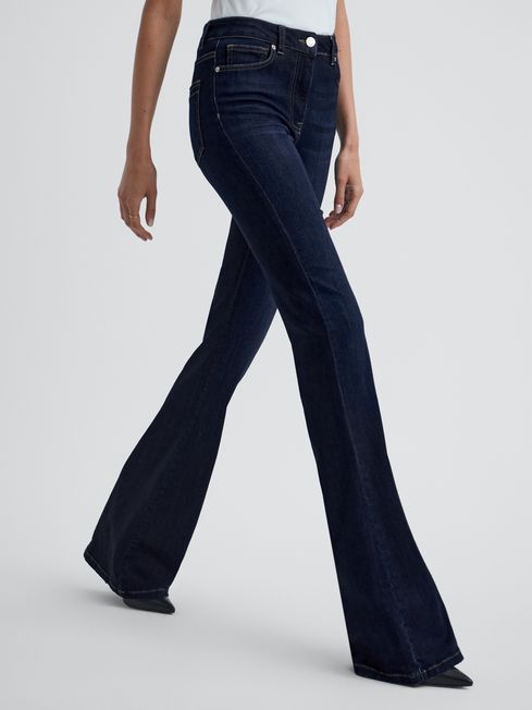 Bell bottom jeans for petites top