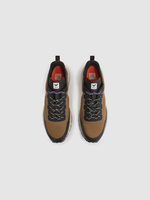 Veja Mesh Hiking Trainers in Tent Pierre Purple