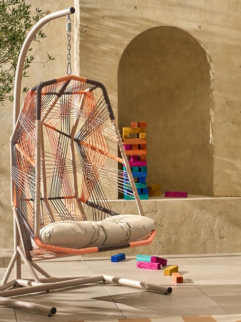 Made hanging shop chair