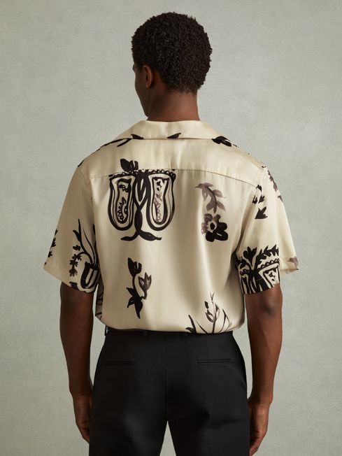 Reiss Off White/Black Babylon Relaxed Floral Print Cuban Collar Shirt