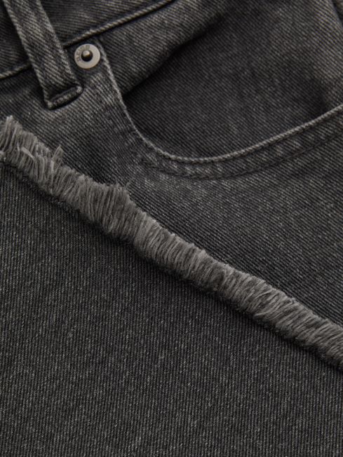 Junior Wide Leg Frayed Jeans in Grey