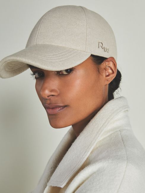 Tweed baseball cap online