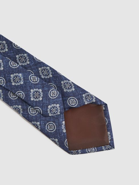 Silk Medallion Print Tie in Indigo Melange