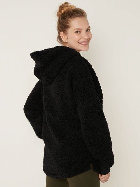 Victoria sherpa pullover new arrivals