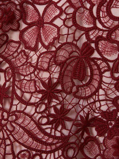 【海外限定】REISSスカート☆Flo Sheer Lace Midi Pencil Skirt Reiss Sheer Lace Midi Pencil Skirt in Burgundy - REISS