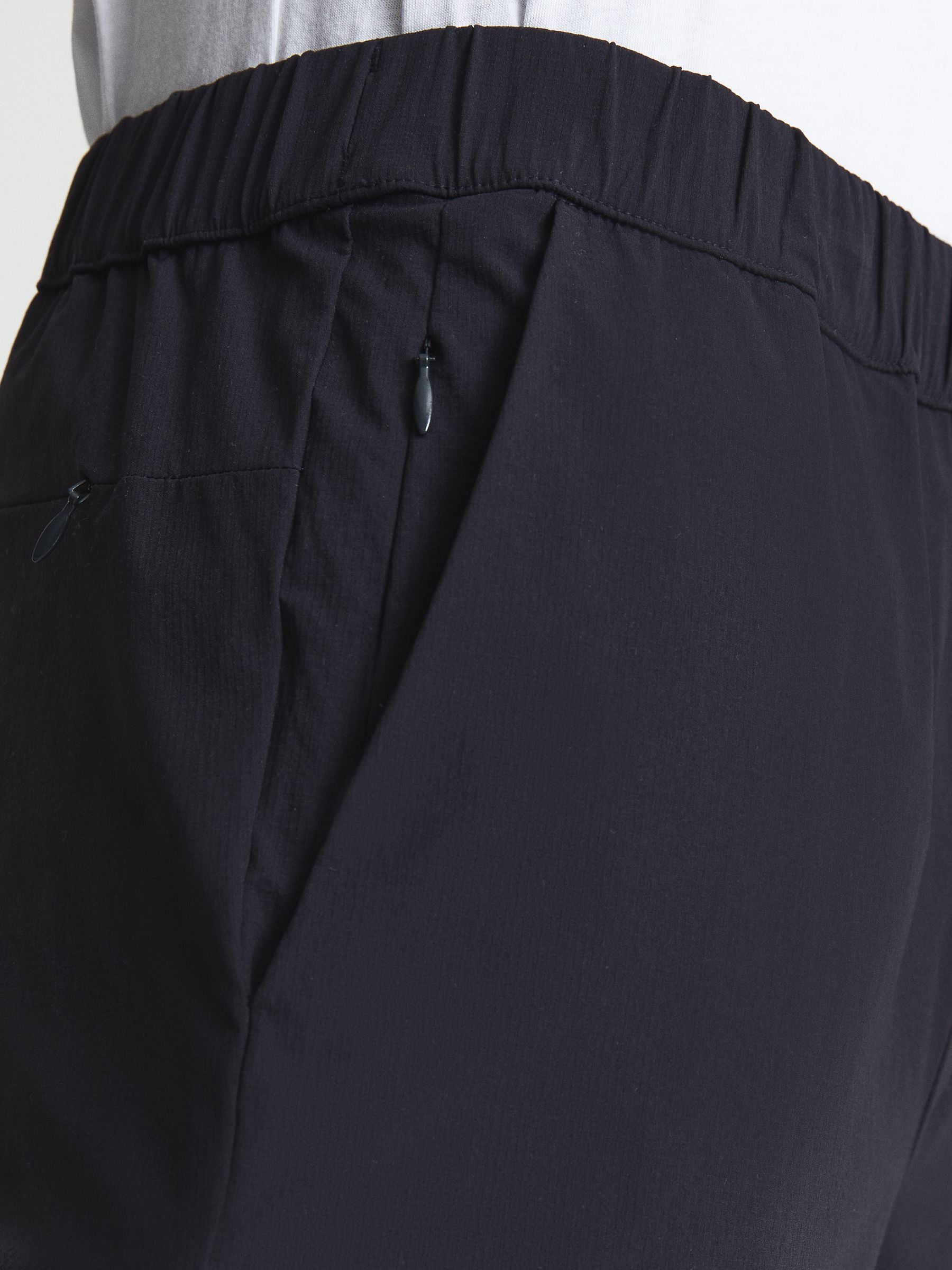 Reiss Nicholas Elasticated Waist Technical Trousers - REISS