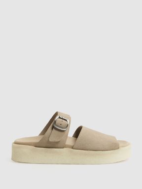 Clarks Originals Suede Crepe Sandals in Sand