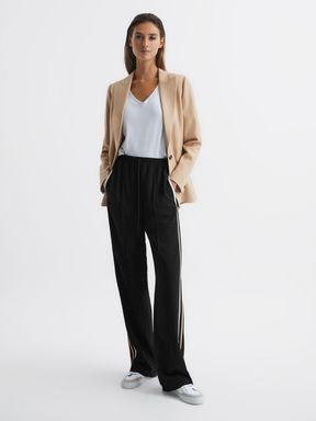 Petite Wide Leg Pull On Trousers in Black