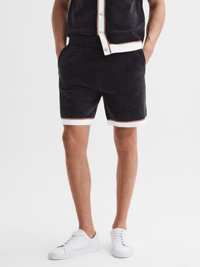 Relaxed Fit Elasticated Chenille Shorts in Black