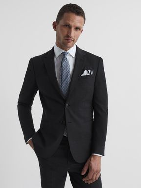 Modern Fit Travel Blazer in Charcoal