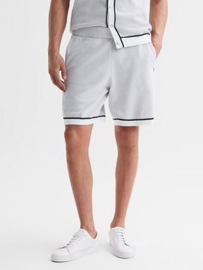 Soft Grey Reiss Fielder Relaxed Fit Elasticated Chenille Shorts