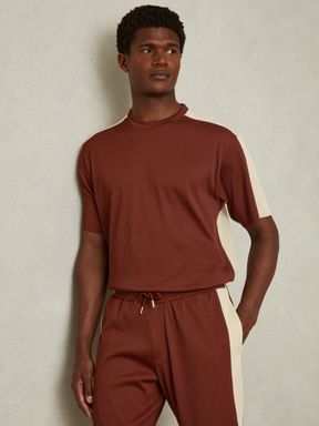Rust Red/Off White Reiss Canyon Oversized Plisse Crew Neck T-Shirt