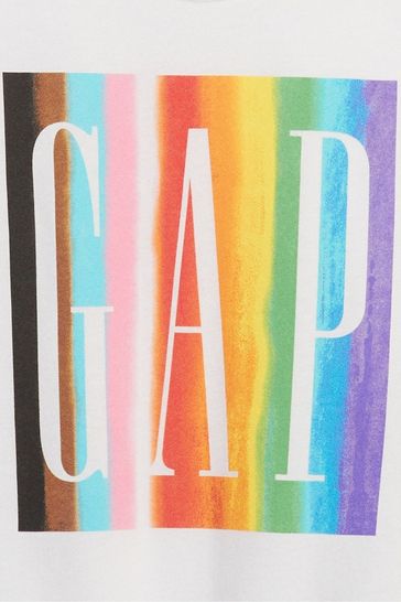 Gap pride t 2025 shirt