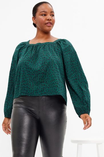 Gap outlet peasant top