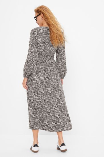 Gap black and outlet white dress