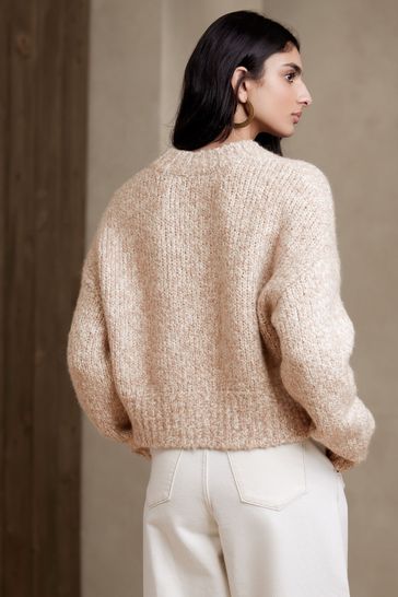 Banana republic shop cream sweater