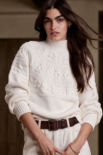 Banana republic white new arrivals sweater