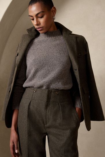 Banana republic 2025 olive green pants