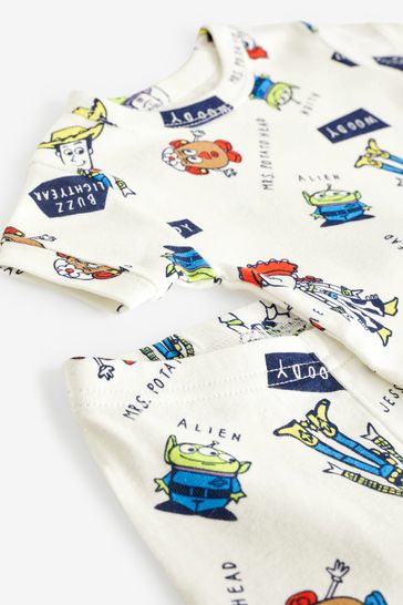 Gap buzz clearance lightyear pjs