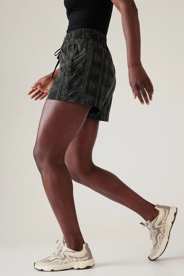 Athleta black shorts online