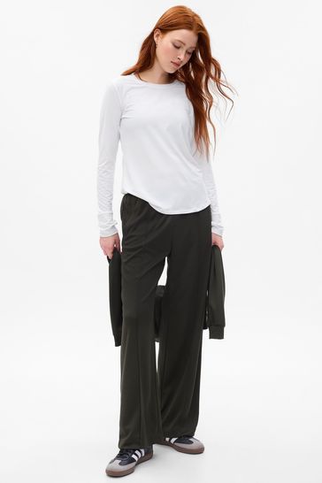 gap breathe t shirt