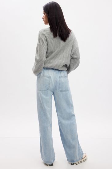 Wide leg pull clearance on jeans