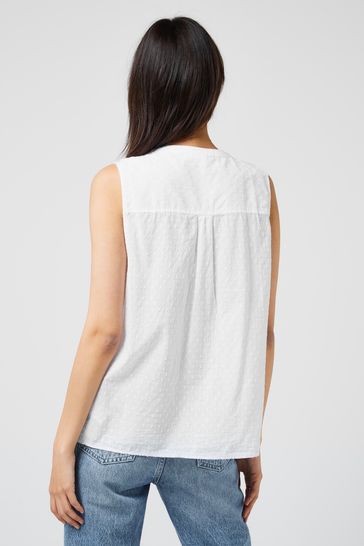 Gap sleeveless shop top