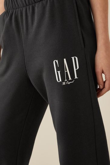 Gap sales black sweatpants