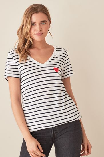 Gap favorite tee v neck deals