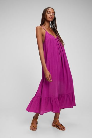 Maxi dress with ruffle hem discount