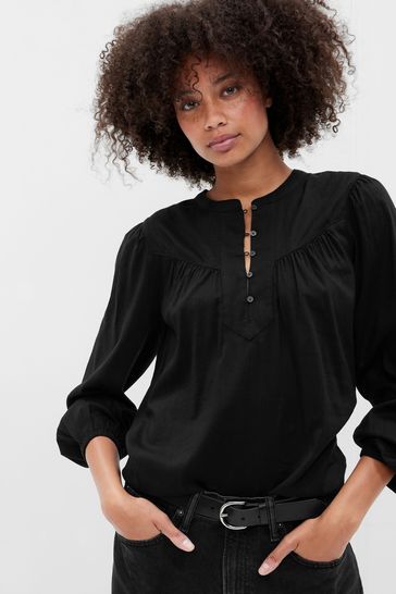 Gap shop popover shirt