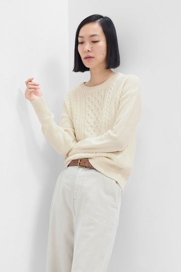 Gap cream sweater hotsell