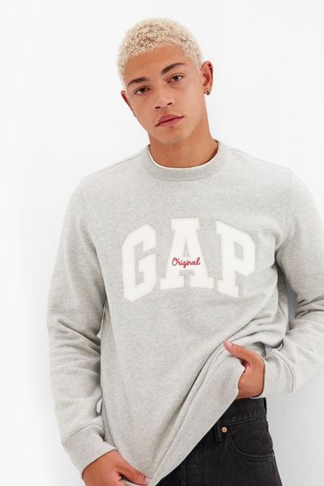 Crew neck gap 2025
